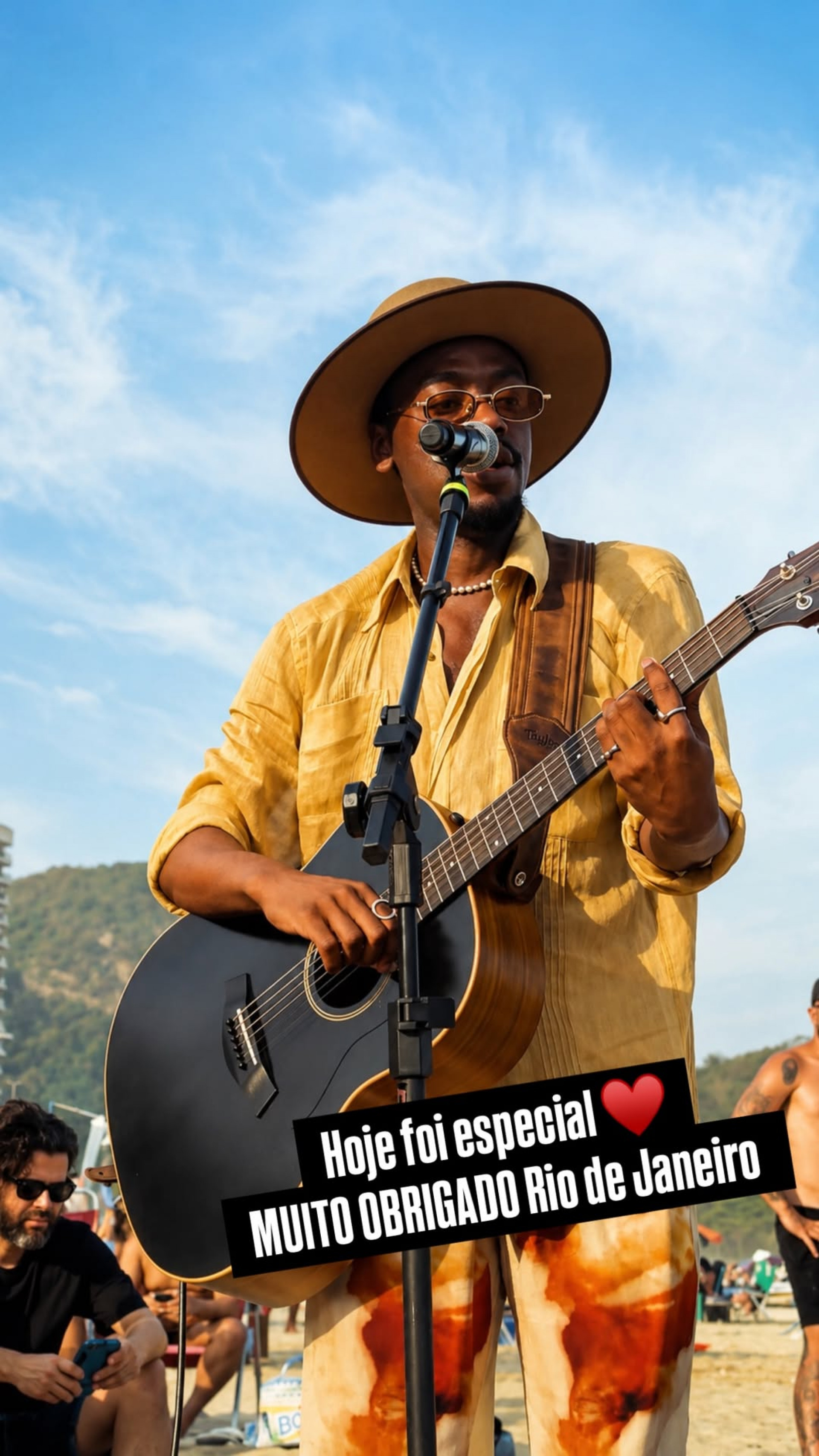 Jota.pê faz apresentação surpresa na Praia do Leme - Reprodução do Instagram