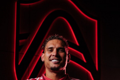 Revelado no Botafogo, Navarro é negociado por valor recorde na MLS