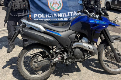 PM prende dois homens por tentativa de roubo de moto no Cachambi