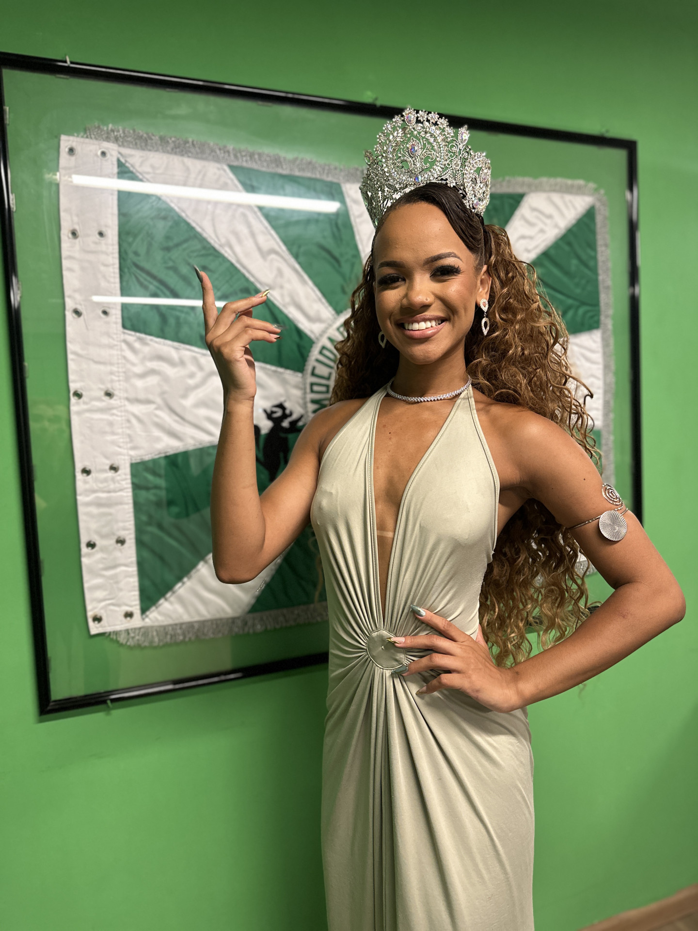 Gaby Mendes é a nova rainha de bateria da Mocidade - Divulgação / Mocidade