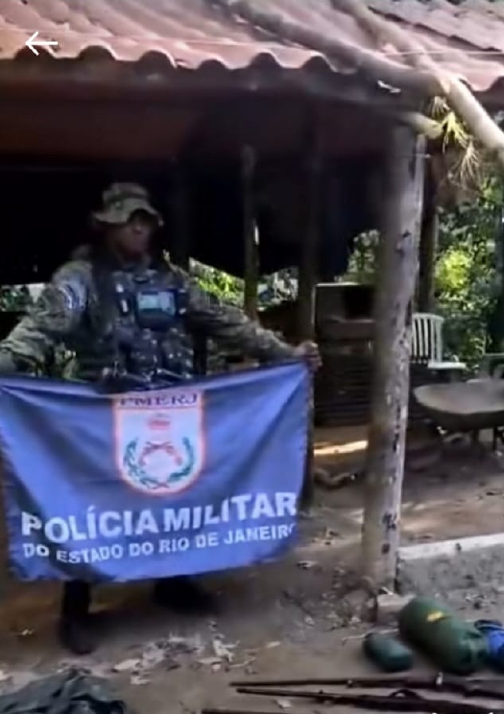 Caça ilegal em acampamento na área de preservação ambiental encontrado pela polícia