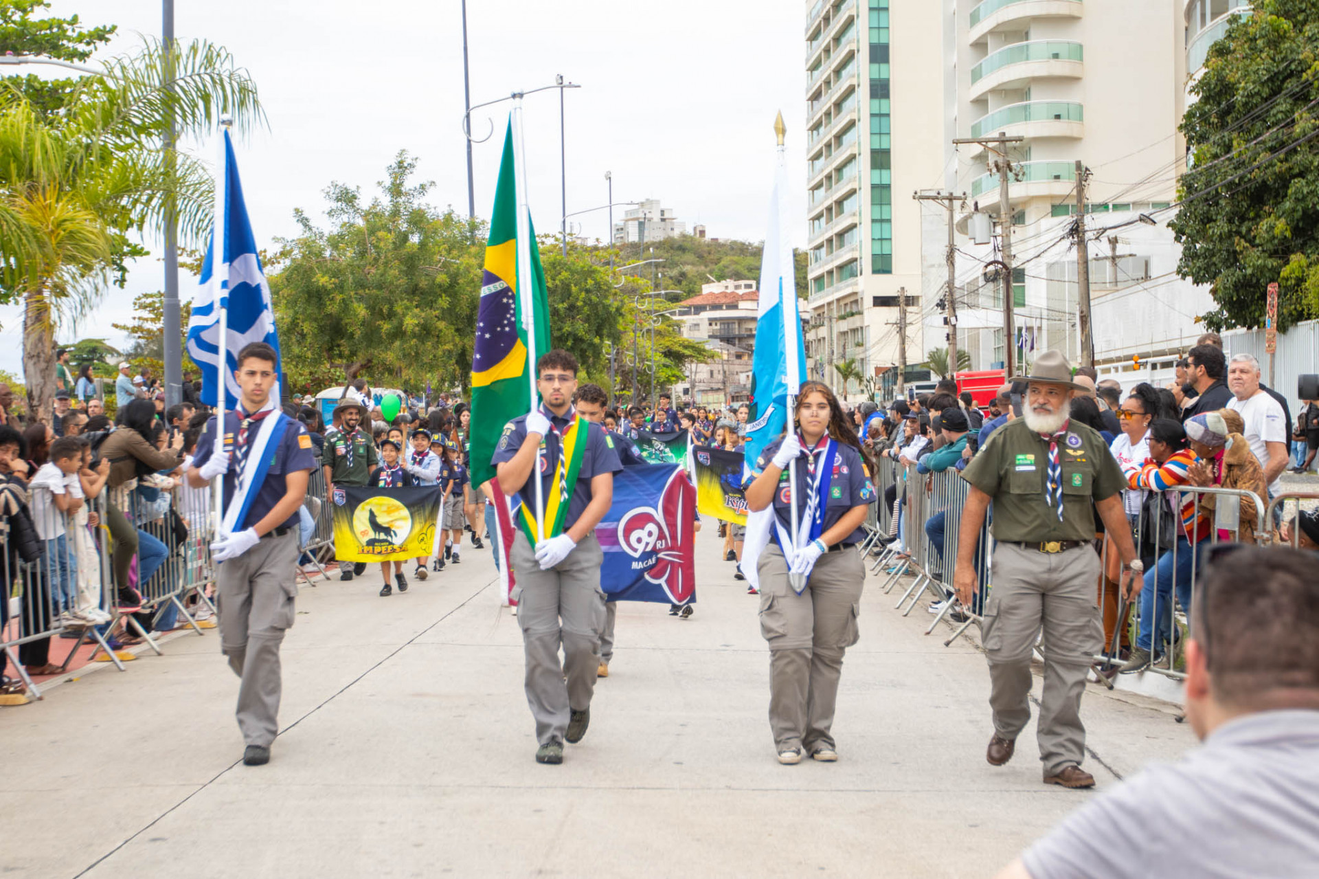 Desfile de 7 de Setembro reuniu militares, estudantes, for&ccedil;as de seguran&ccedil;a e institui&ccedil;&otilde;es em Imbetiba, em Maca&eacute; - Foto: Divulga&ccedil;&atilde;o