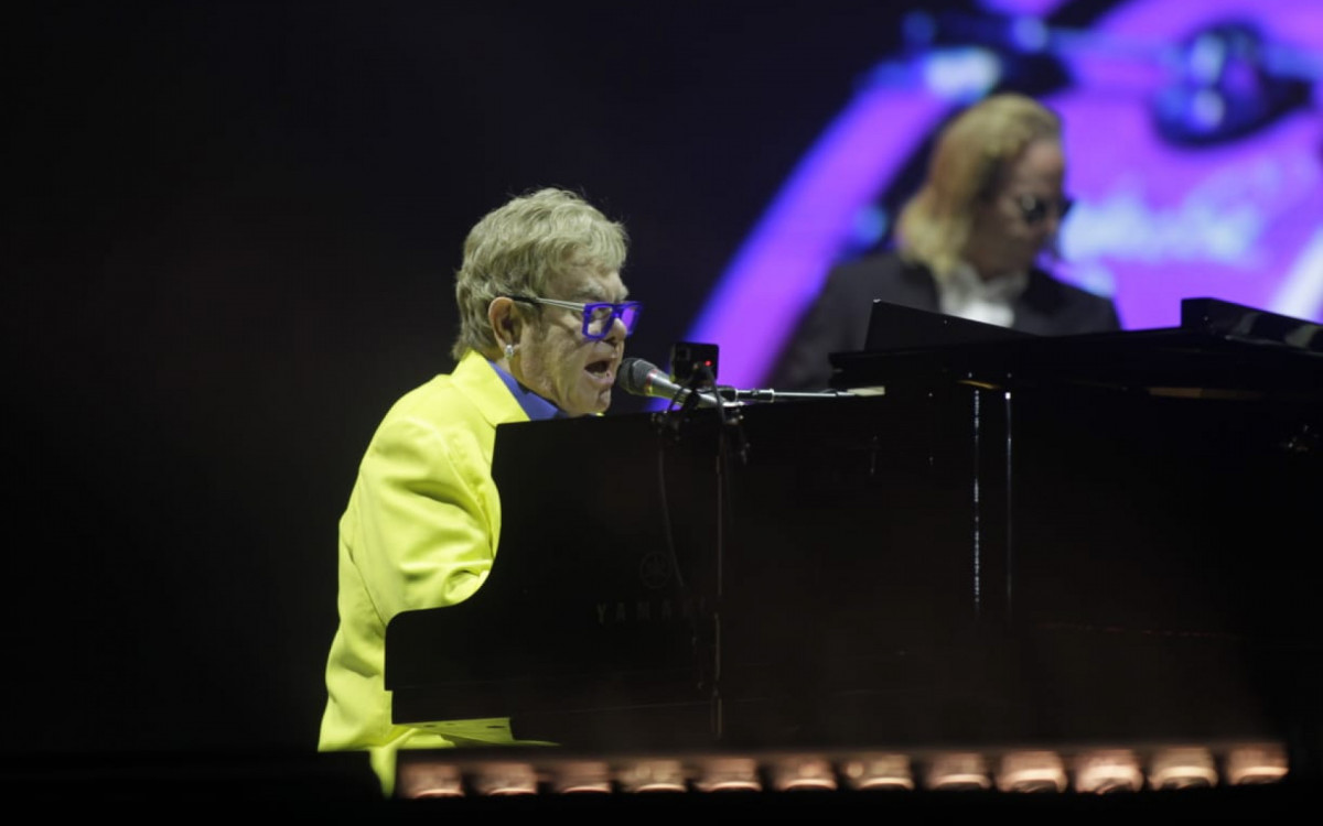 Elton John agitou o público do Rock in Rio nesta segunda-feira (7)