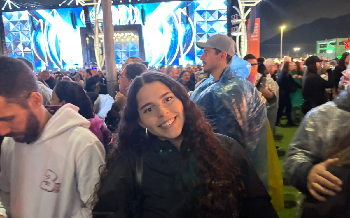 Isabele Louise realizou um sonho ao assistir o show do Elton John