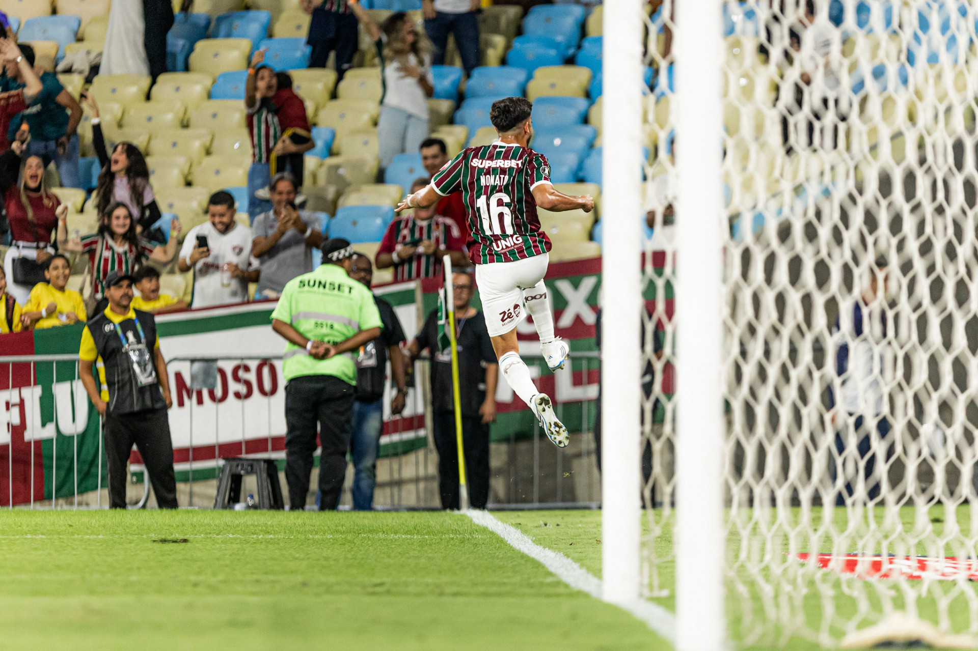 Jogadores do Fluminense comemoram o gol sobre o Platense - Marina Garcia/Fluminense FC