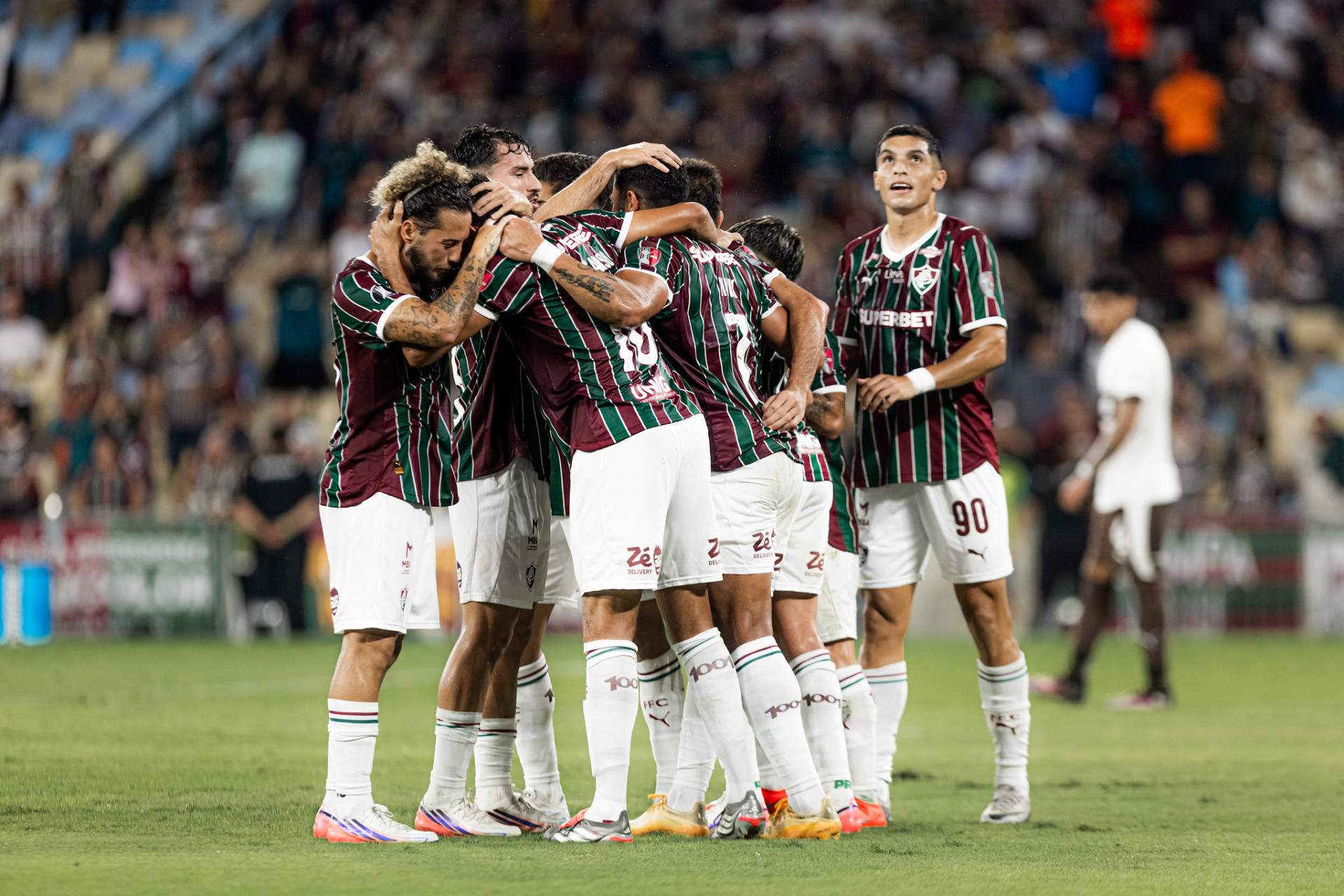 Jogadores do Fluminense comemoram o gol sobre o Platense - Marina Garcia/Fluminense FC