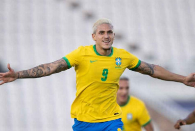 Convocado por Ancelotti, Pedro ganha força na disputa pela camisa 9