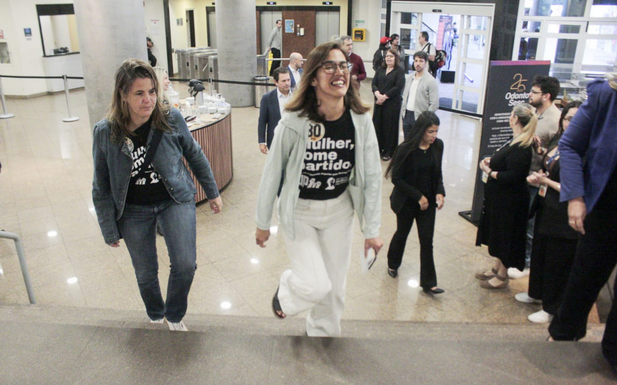Juliete Pantoja (UP) participou de sabatina, nesta quinta-feira (10), no auditório da Fecomércio