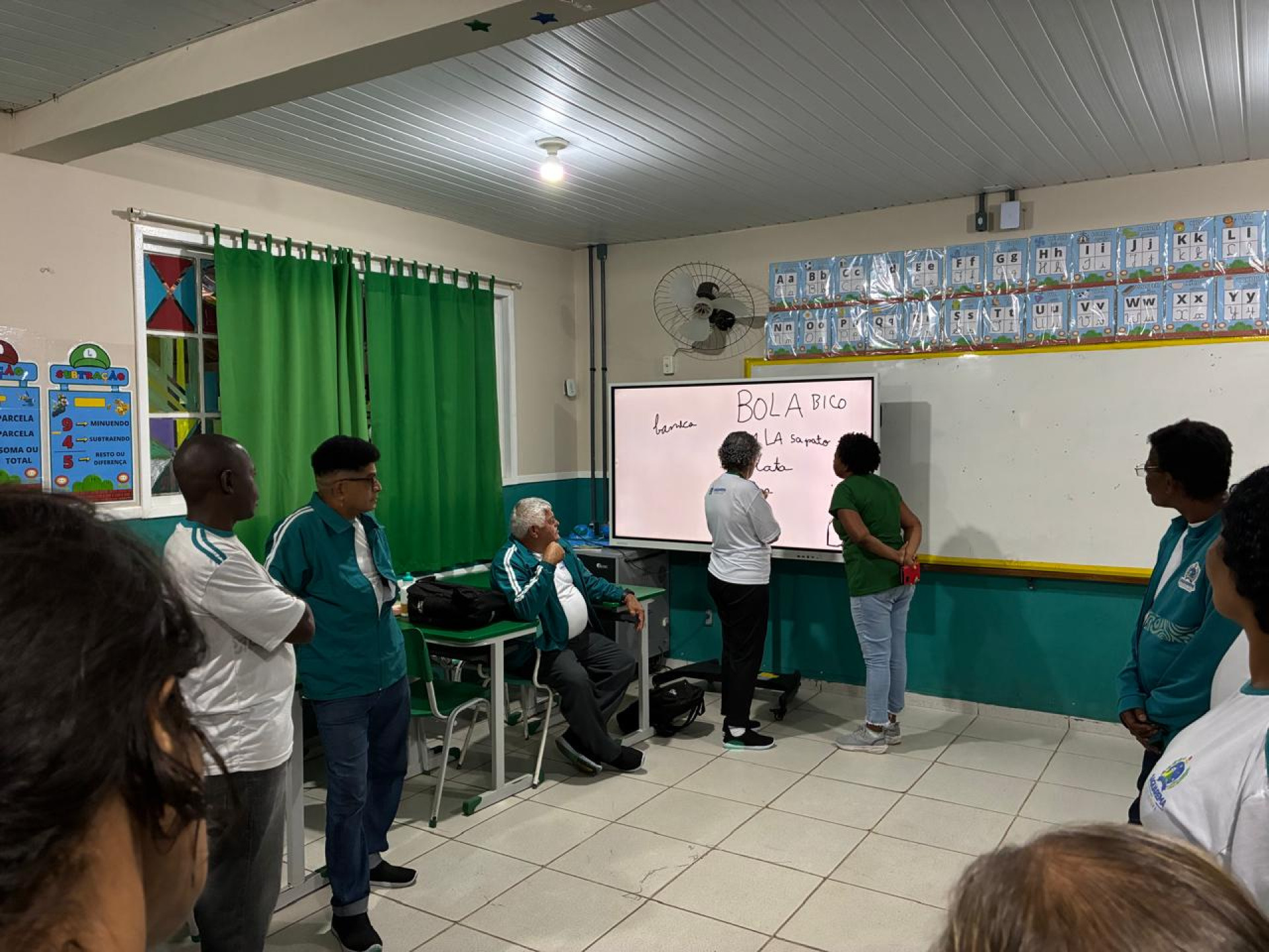 Após dois AVCs, mulher com ensino superior reaprende a ler na EJA de Saquarema - Divulgação/Prefeitura de Saquarema