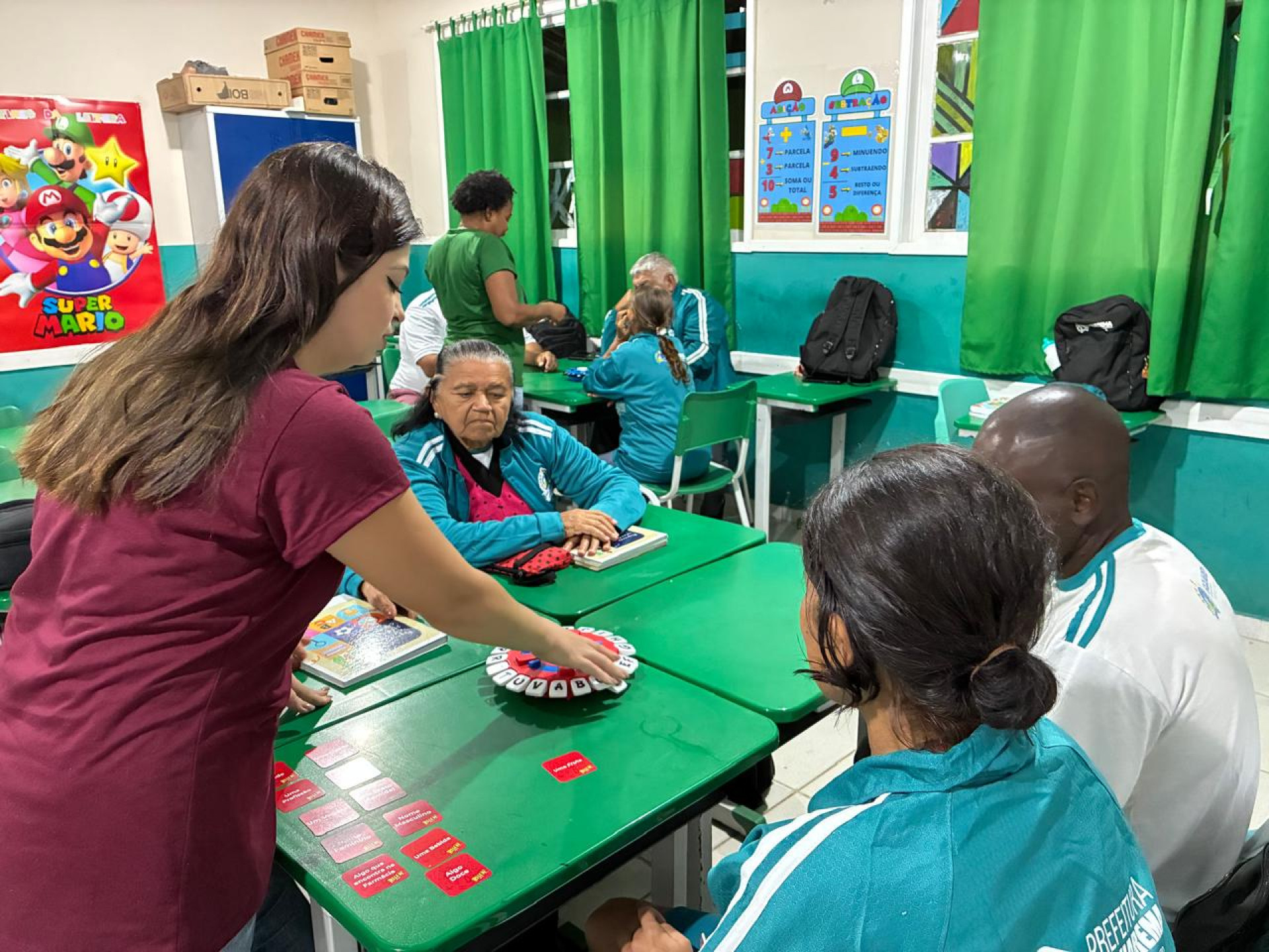 Após dois AVCs, mulher com ensino superior reaprende a ler na EJA de Saquarema - Divulgação/Prefeitura de Saquarema