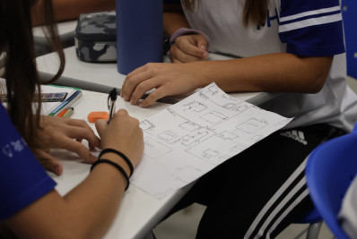 Programa oferece bolsas de estudos para alunos de baixa renda