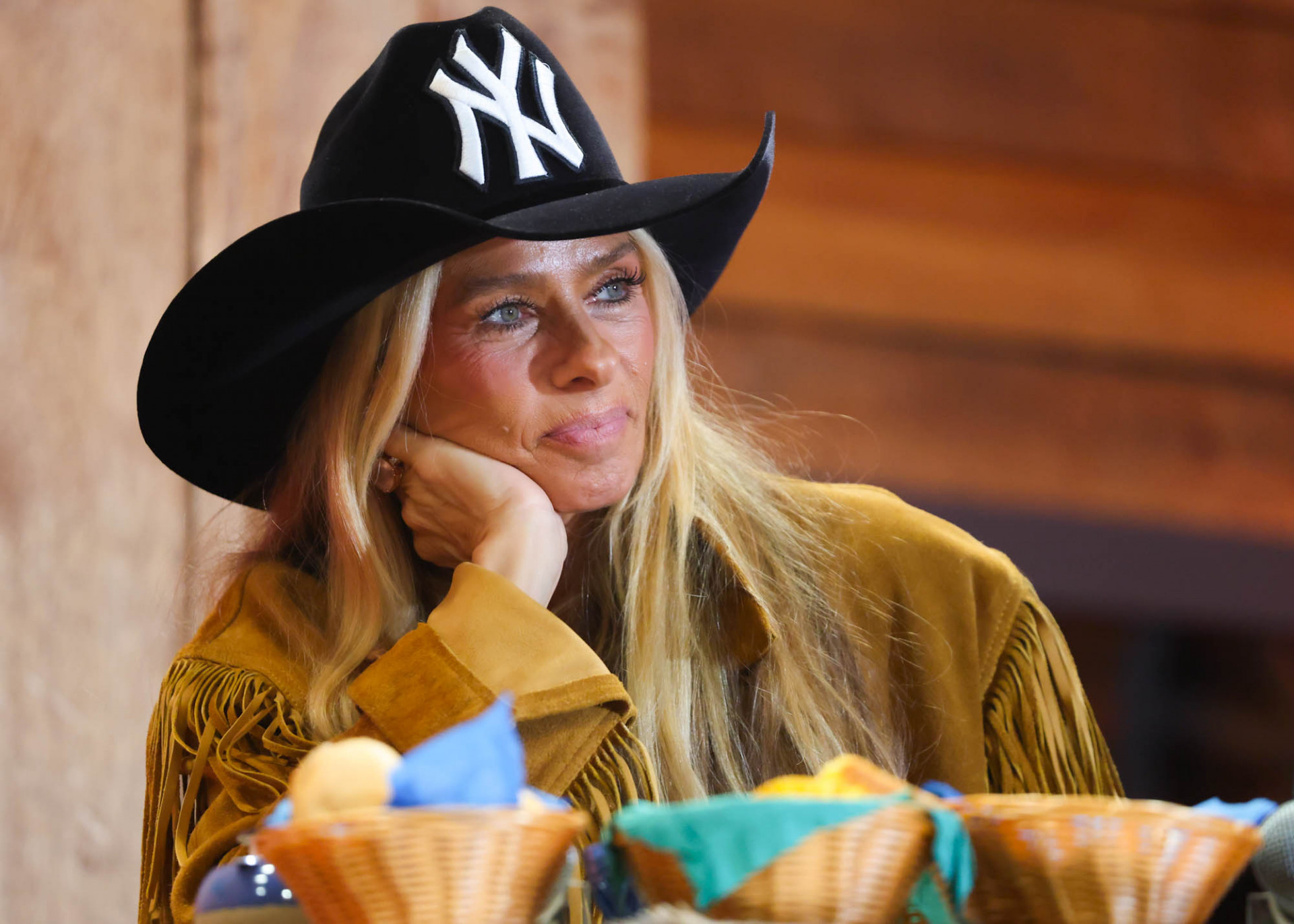 Adriane Galisteu comanda nova temporada do reality 'A Fazenda' - Brazil News