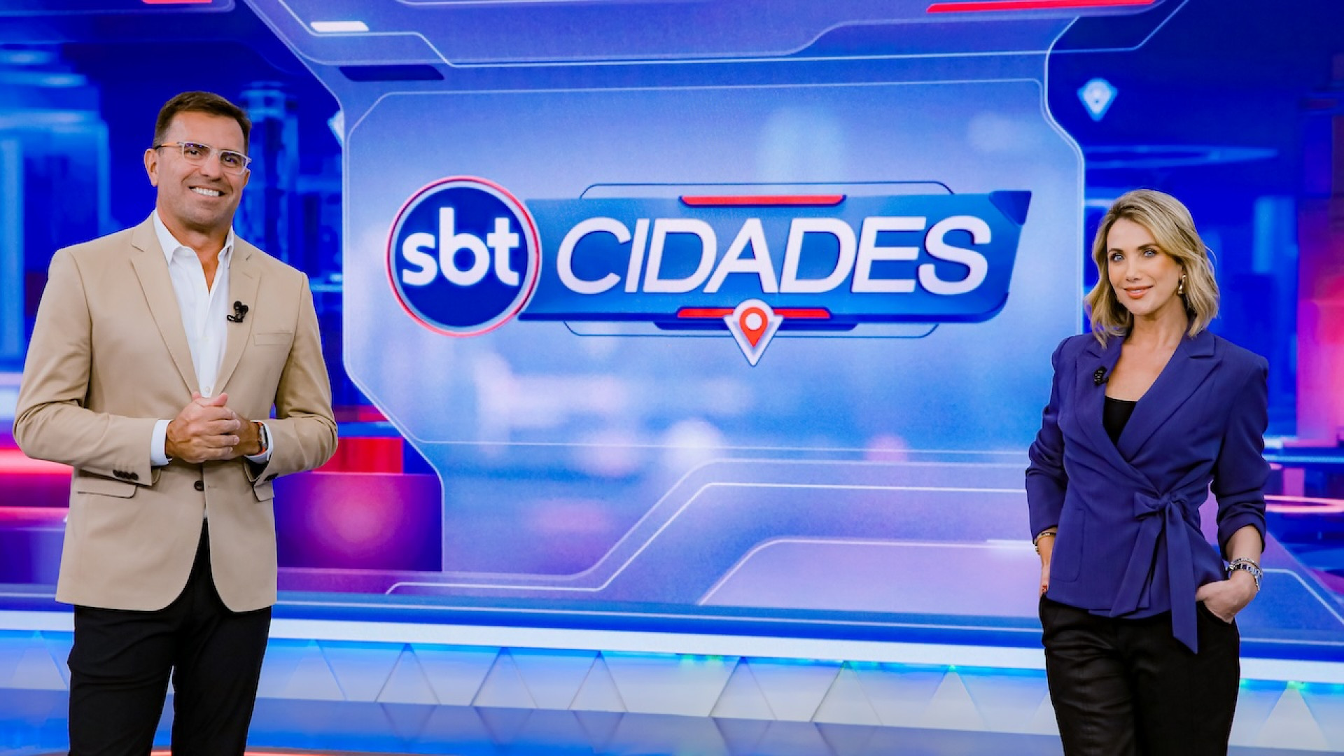 Rodrigo Bocardi dividia o comando do 'SBT Cidades' com Érica Reis - FOTO_LOURIVAL_RIBEIRO_SBT