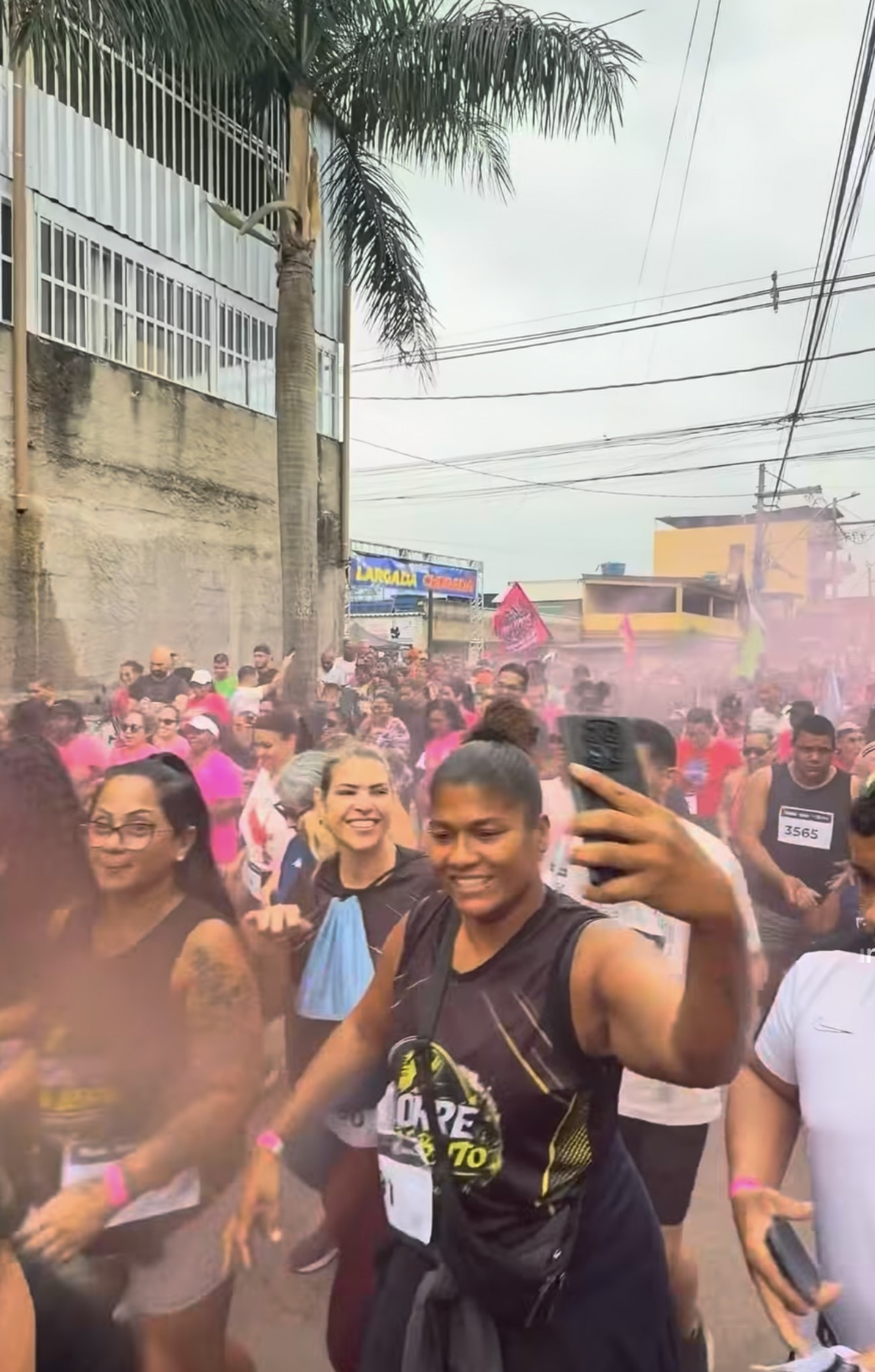 Corrida leva mais de 5 mil para ruas de Duque de Caxias