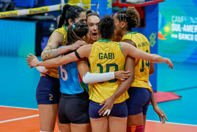 Brasil vence Argentina no vôlei feminino e garante vaga nas Olimpíadas
