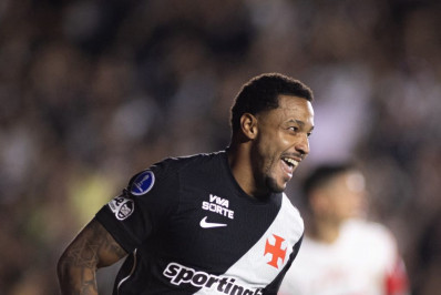 Atacantes 'reaparecem' no Vasco e têm sequência de gols marcados