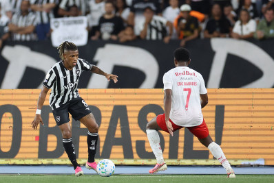 Botafogo quer recuperar força ofensiva de Danilo, que vive longo jejum