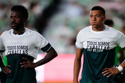 Mbappé e Vini Jr sofrem críticas da extrema-direita da Espanha