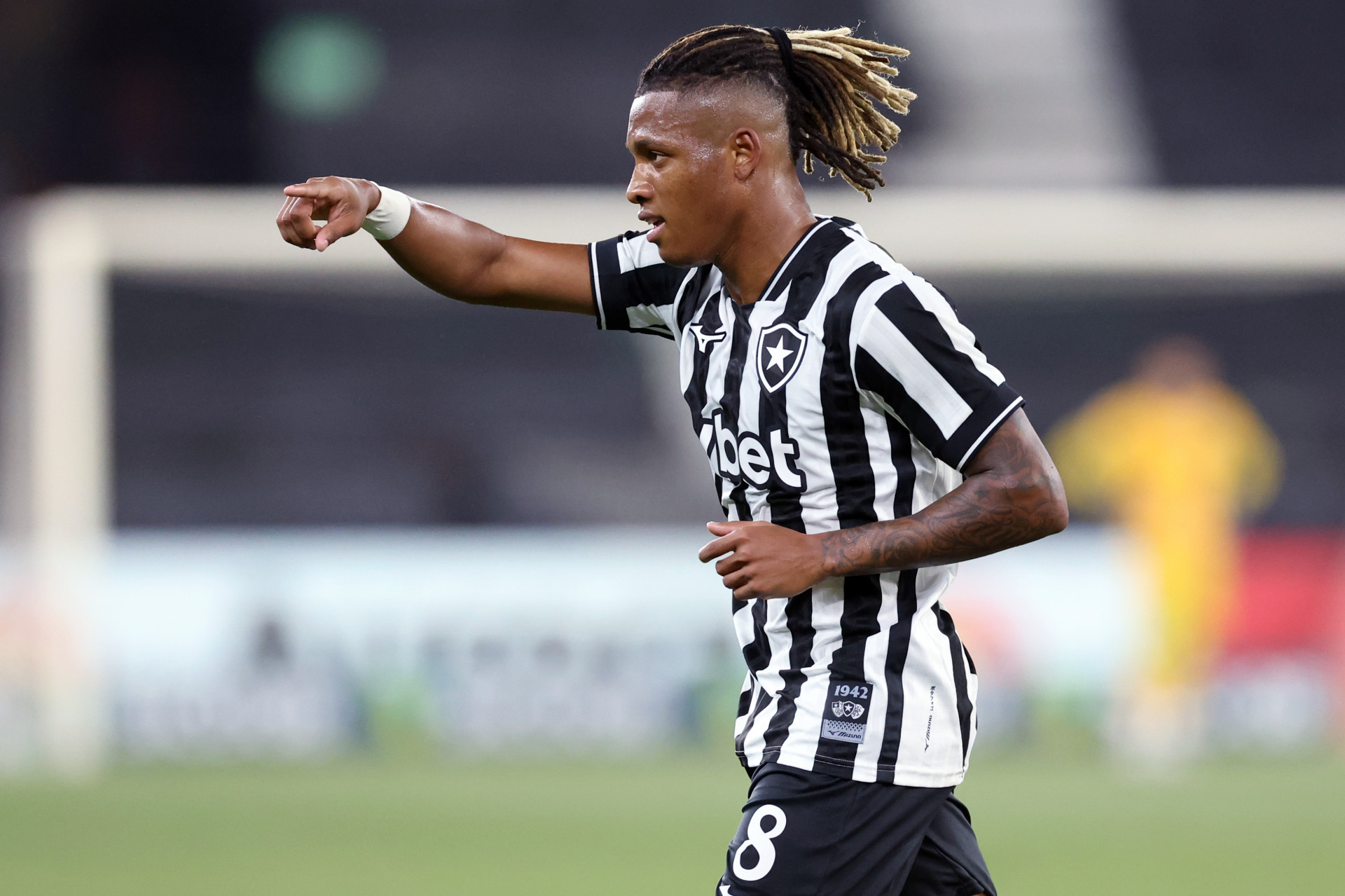 Um dos destaques do jogo, Danilo abriu o placar para o Botafogo no primeiro tempo - Vitor Silva / Botafogo