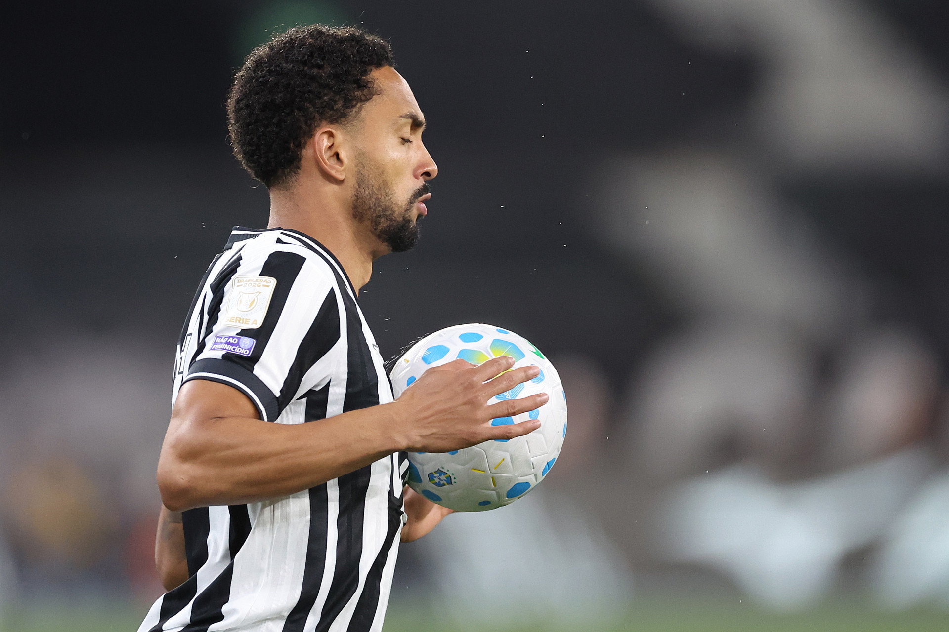 Segundo gol do Botafogo partiu de belo cruzamento de Vitinho - Vitor Silva / Botafogo