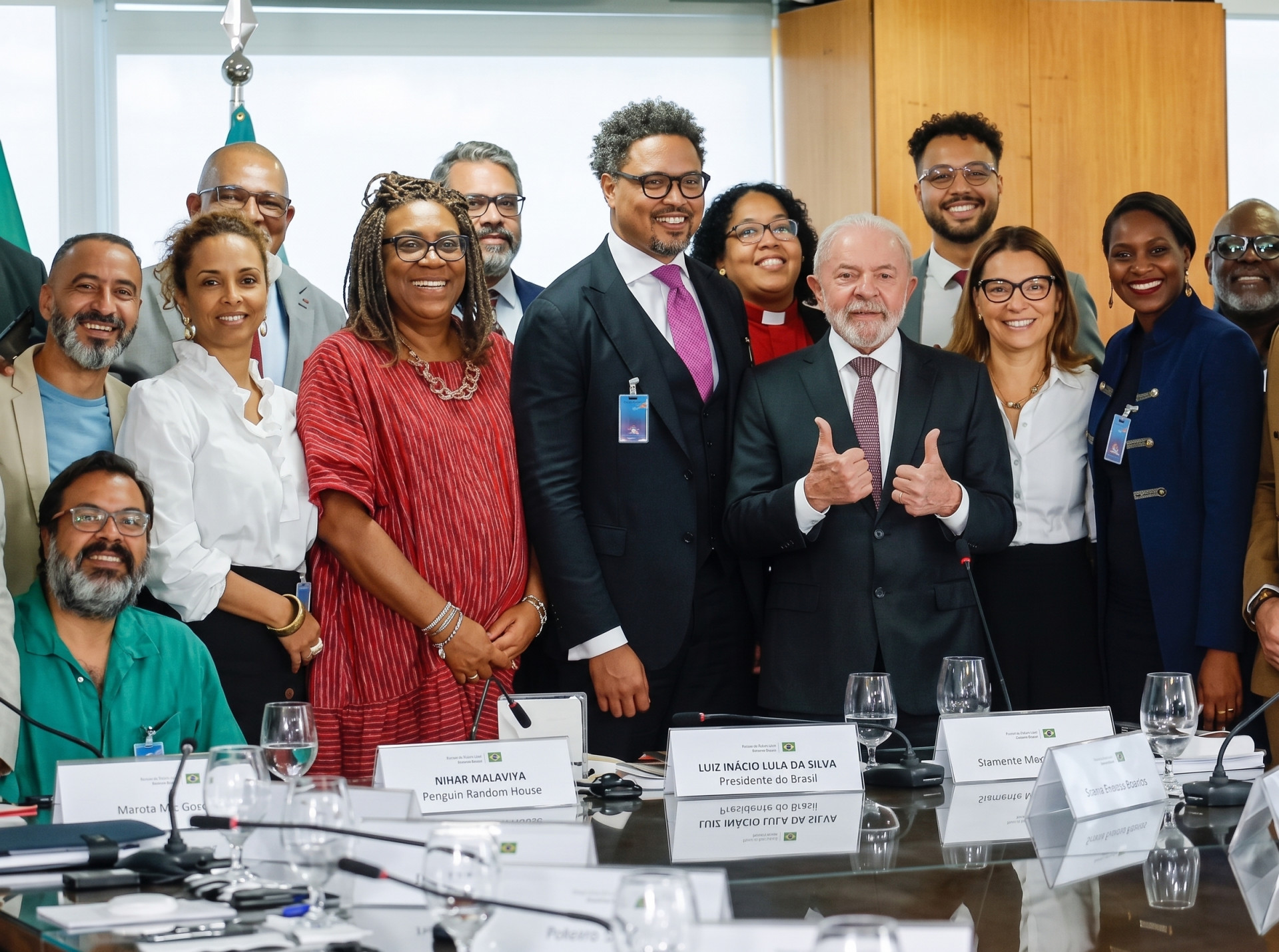 Lula diz a pastores que vermelho do PT é 'sangue de Cristo' - Foto