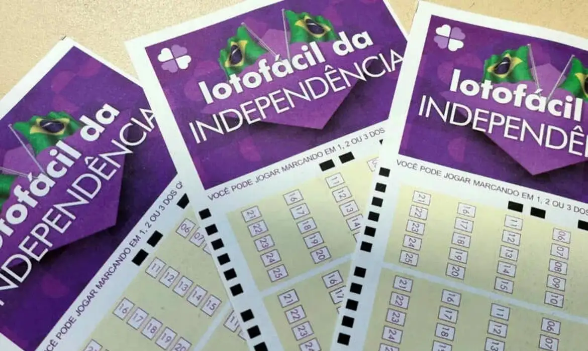 Os 15 n&uacute;meros sorteados foram 01-02-03-04-05-06-07-12-15-16-17-19-21-22-23
