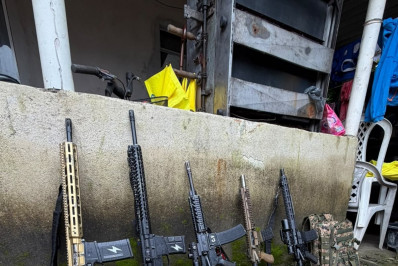 Quatro são presos e cinco fuzis apreendidos em operação em Magé