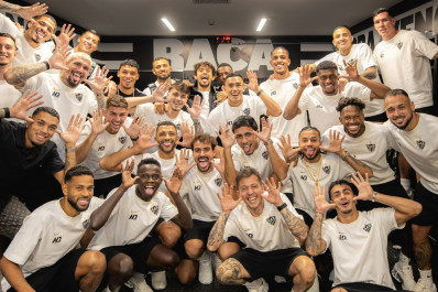Jogadores, torcedores e Atlético-MG provocam Neymar: 'Joelho melhor'