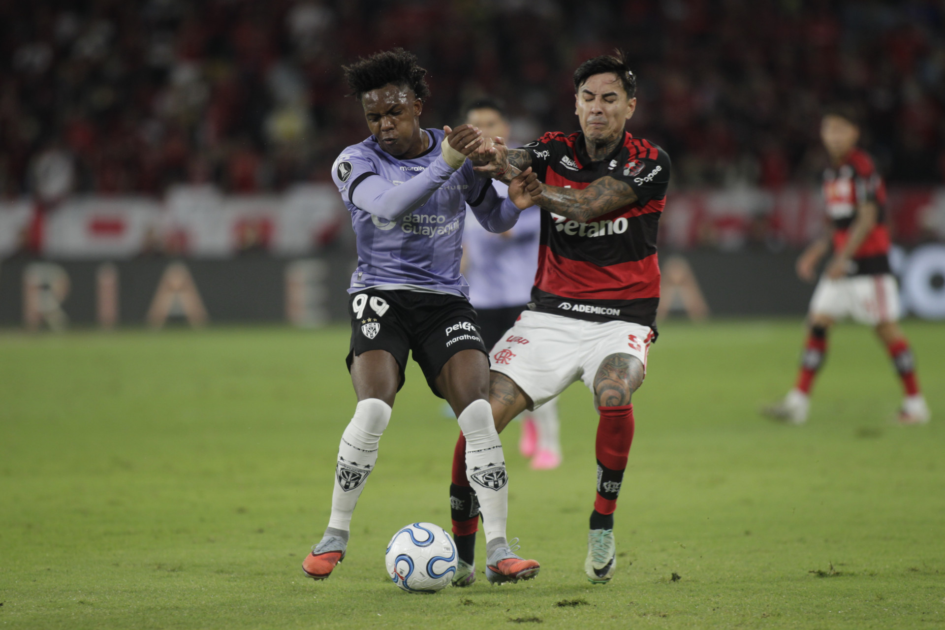 Flamengo enfrentou o Independiente del Valle, do Equador, no Maracan&atilde; - Reginaldo Pimenta/Ag&ecirc;ncia O Dia