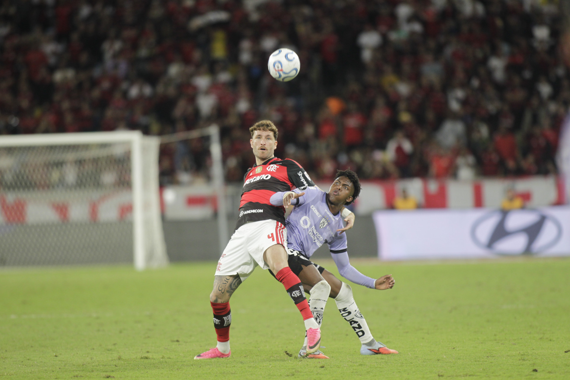 Flamengo enfrentou o Independiente del Valle, do Equador, no Maracan&atilde; - Reginaldo Pimenta/Ag&ecirc;ncia O Dia