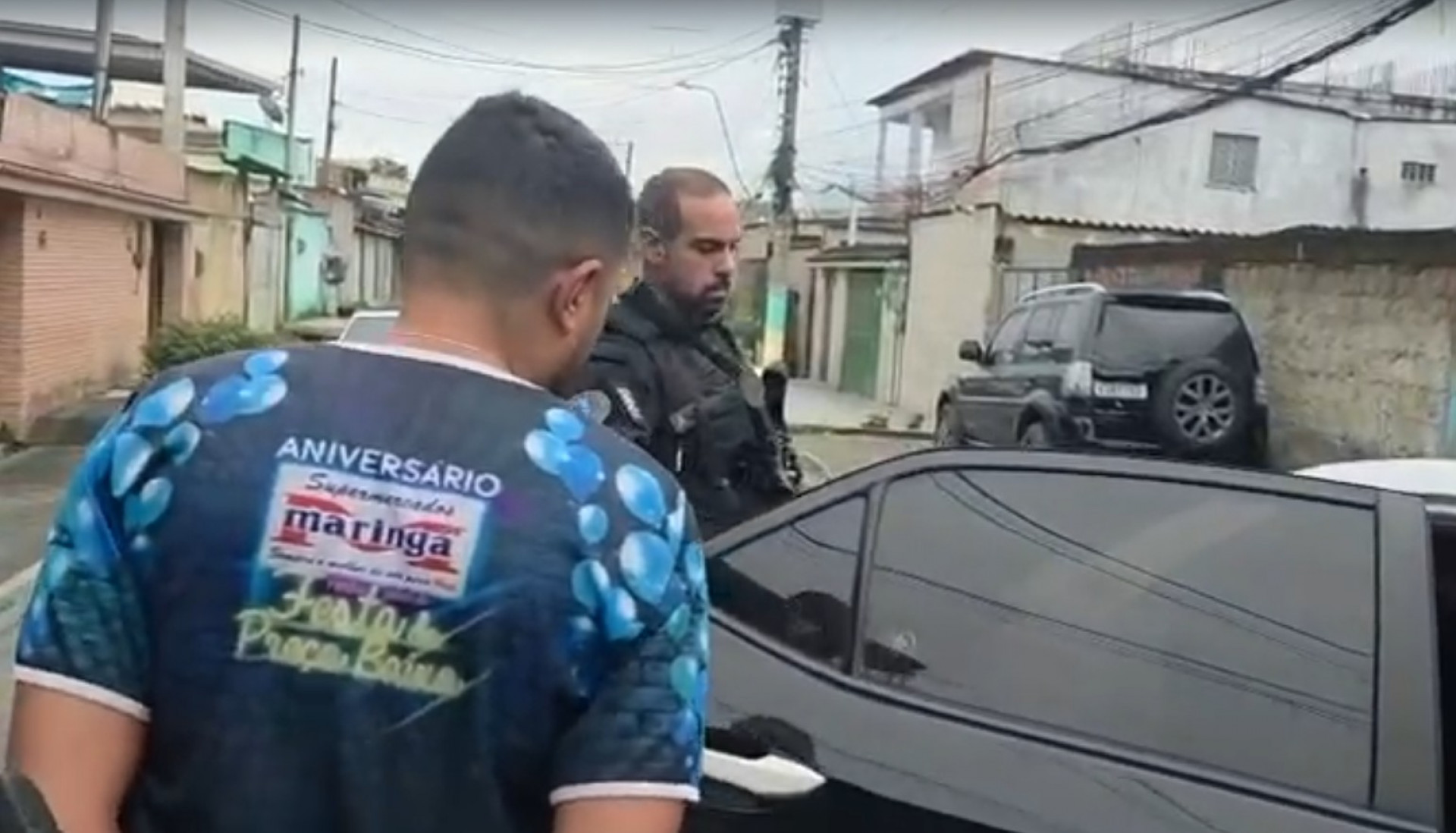 Policiais civis prenderam homens durante operação contra o TCP em Nova Iguaçu - Reprodução