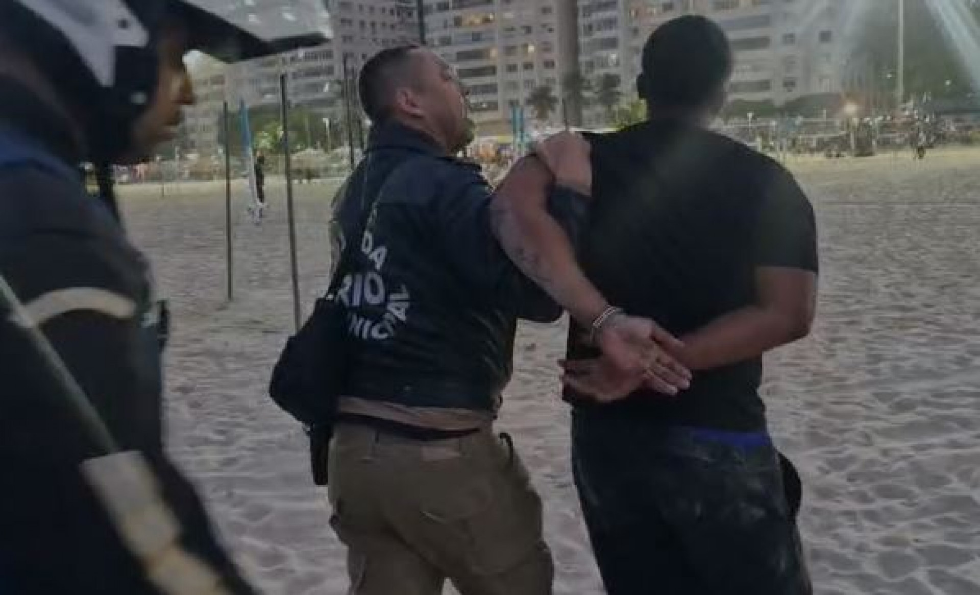 Suspeito foi preso na Praia de Copacabana