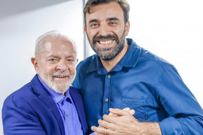 Dono de ONG bancada pelo governo mobiliza campanha paralela de Lula
