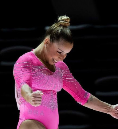 Flávia Saraiva e Rebeca Andrade fazem dobradinha na Copa do Mundo