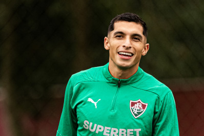 Serna enfrentará rival favorito em noite histórica na Libertadores