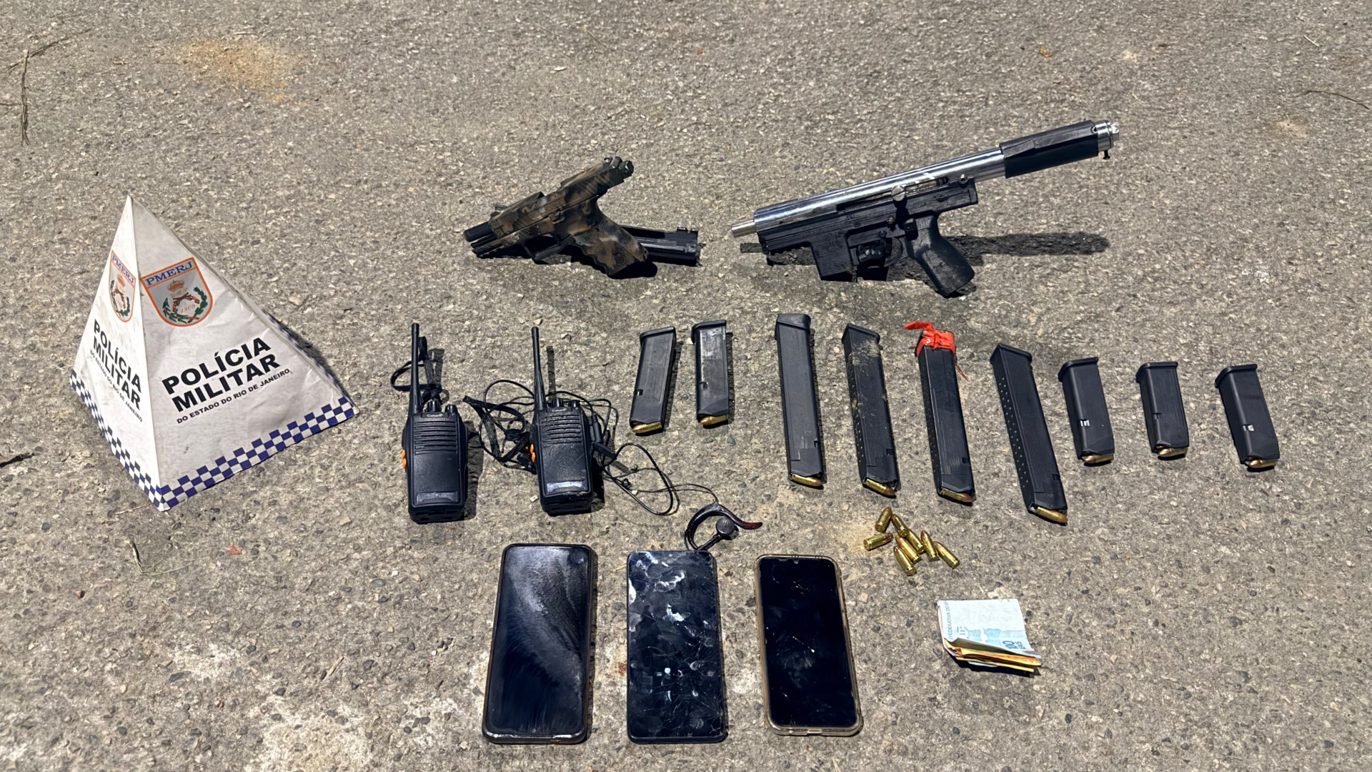 Armas foram apreendidas ap&oacute;s o confronto