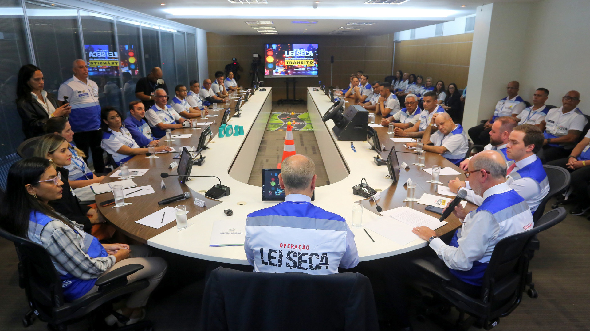 Governador Ricardo Couto se reúne com agentes cadeirantes da Operação Lei Seca nesta segunda-feira (21)
 - Divulgação/Governo do Rio