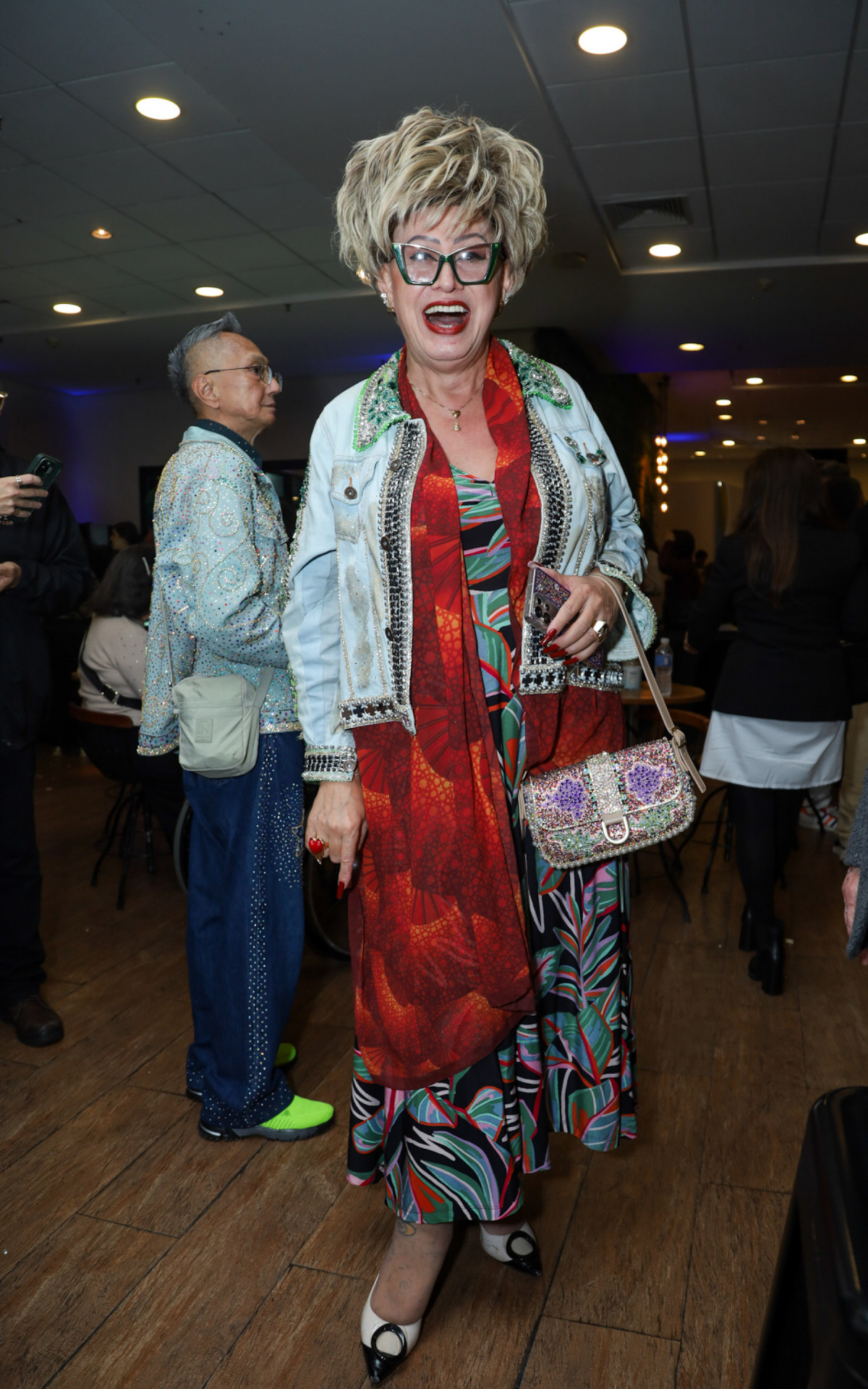 Nany People esteve presente na estreia do musical \'Feliz Ano Velho\'