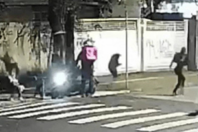 Vídeo: Mulher trans é morta a tiros por motoqueiro em SP