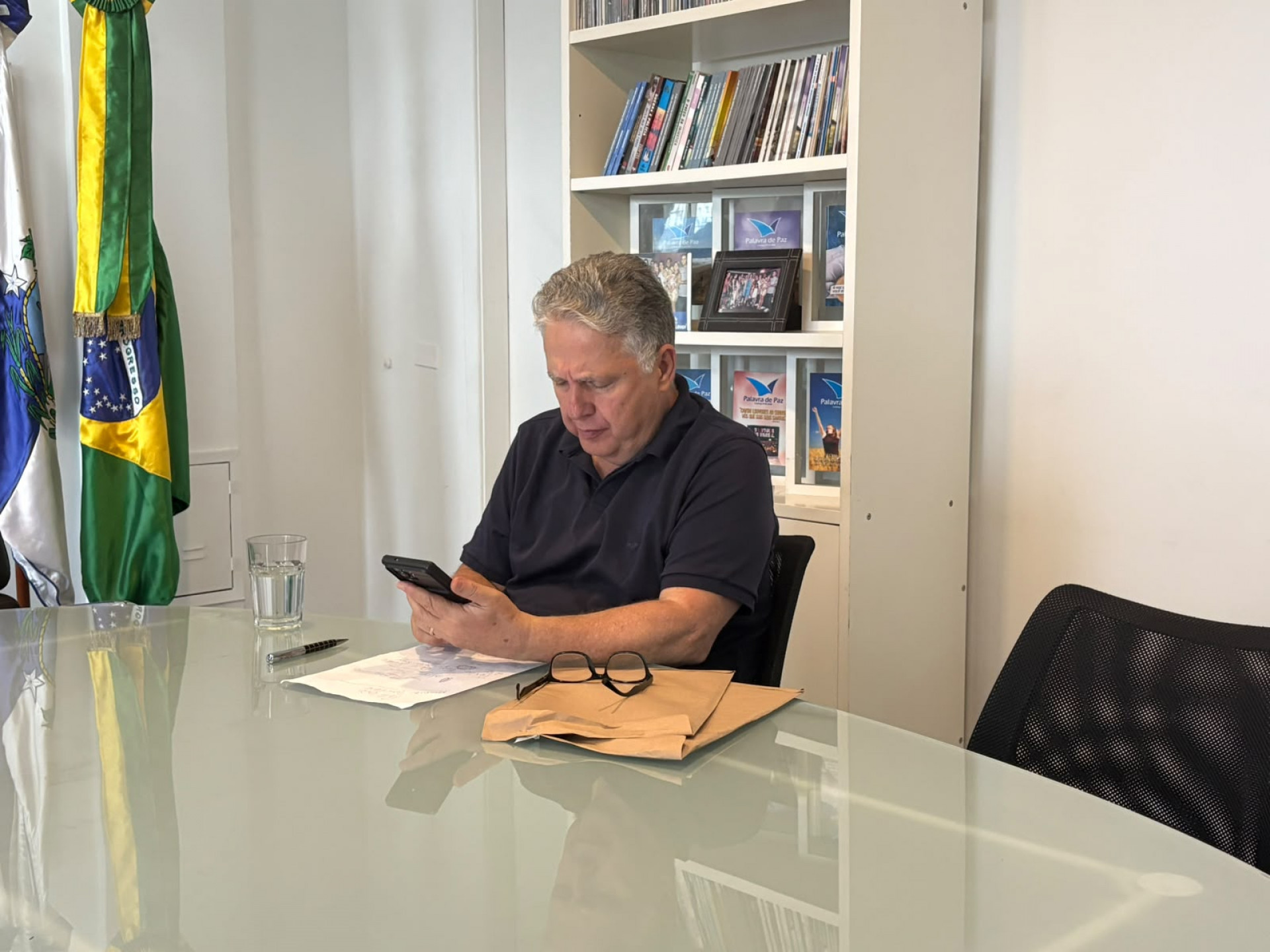 Anthony Garotinho (Republicanos) concedeu entrevista em escritório na Glória - Fred Vidal / Agência O Dia