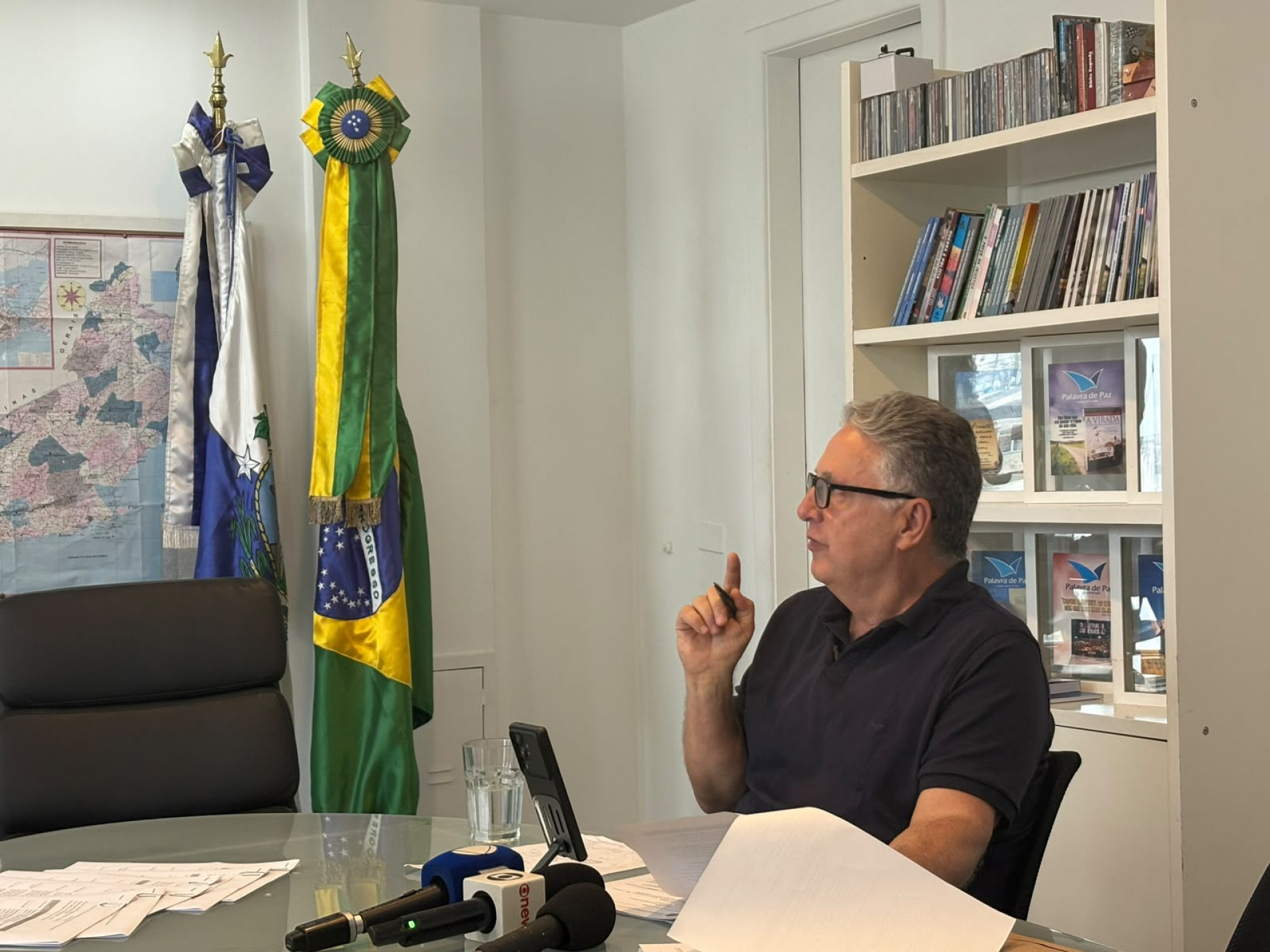 Anthony Garotinho (Republicanos) concedeu entrevista em escritório na Glória - Fred Vidal / Agência O Dia