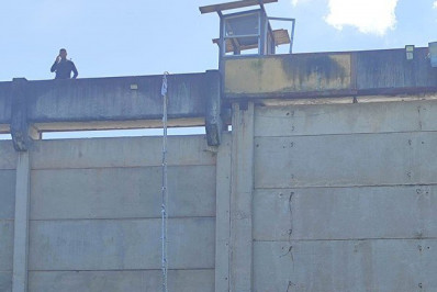 Holandês e colombiano rendem policial em tentativa de fuga de presídio