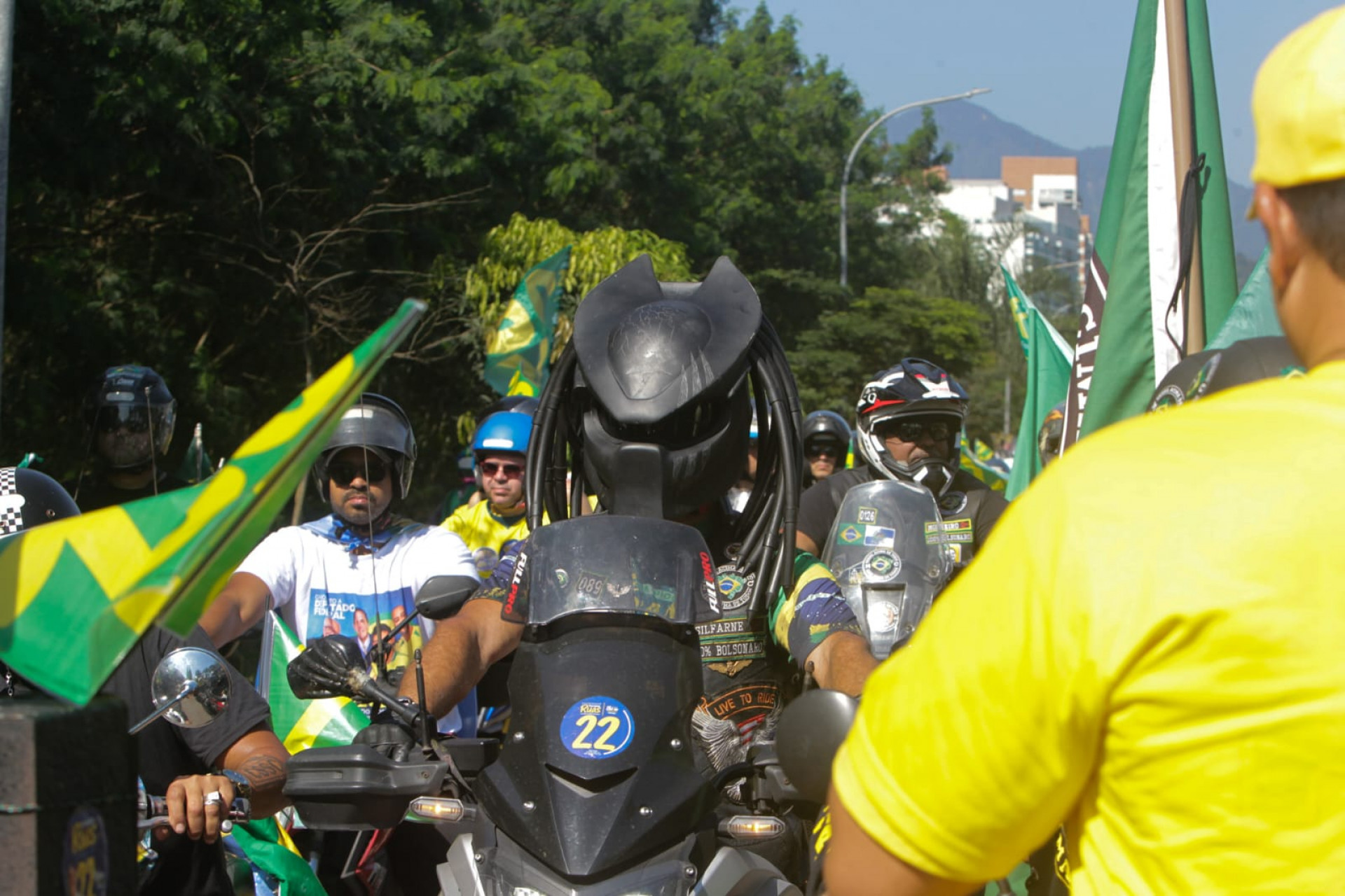 Comício de Flávio Bolsonaro e Douglas Ruas reúne multidão na Zona Sudoeste do Rio - Reginaldo Pimenta / Agência O Dia