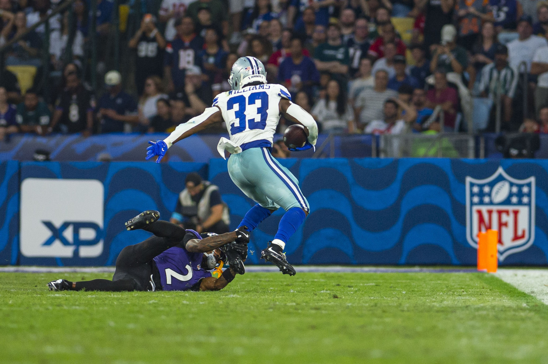 Dallas Cowboys e Baltimore Ravens se enfrentaram neste domingo (27), no Maracan&atilde; - Armando Paiva/Parceiro/Ag&ecirc;ncia O Dia