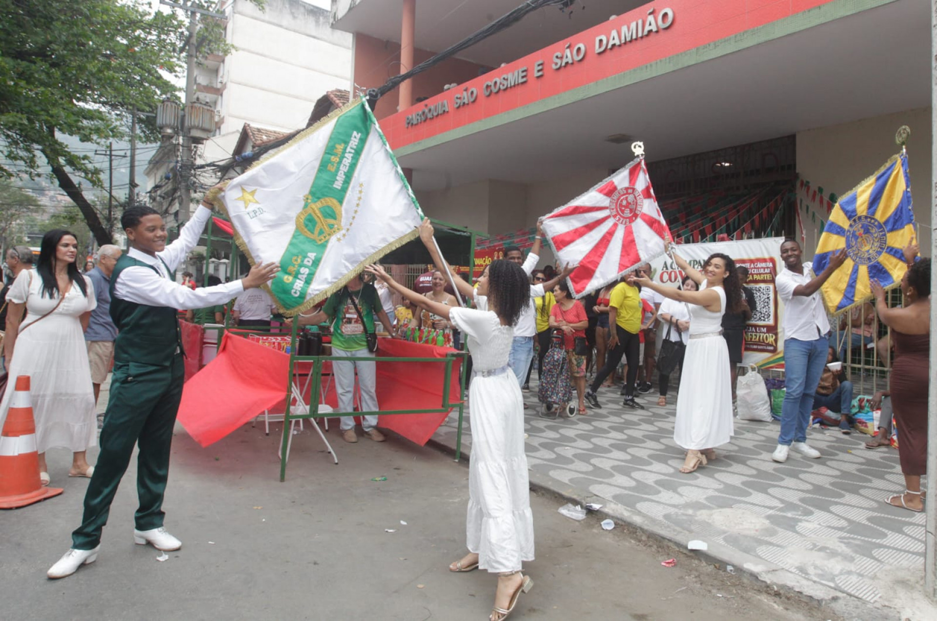 Devotos celebram São Cosme e São Damião em paróquia no Andaraí - Reginaldo Pimenta / Agência O Dia