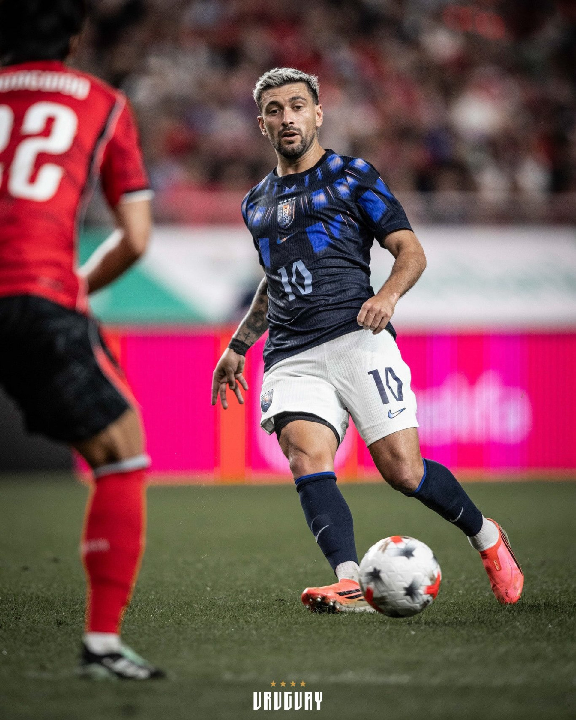 Arrascaeta foi titular da seleção do Uruguai em amistoso contra a Coreia do Sul