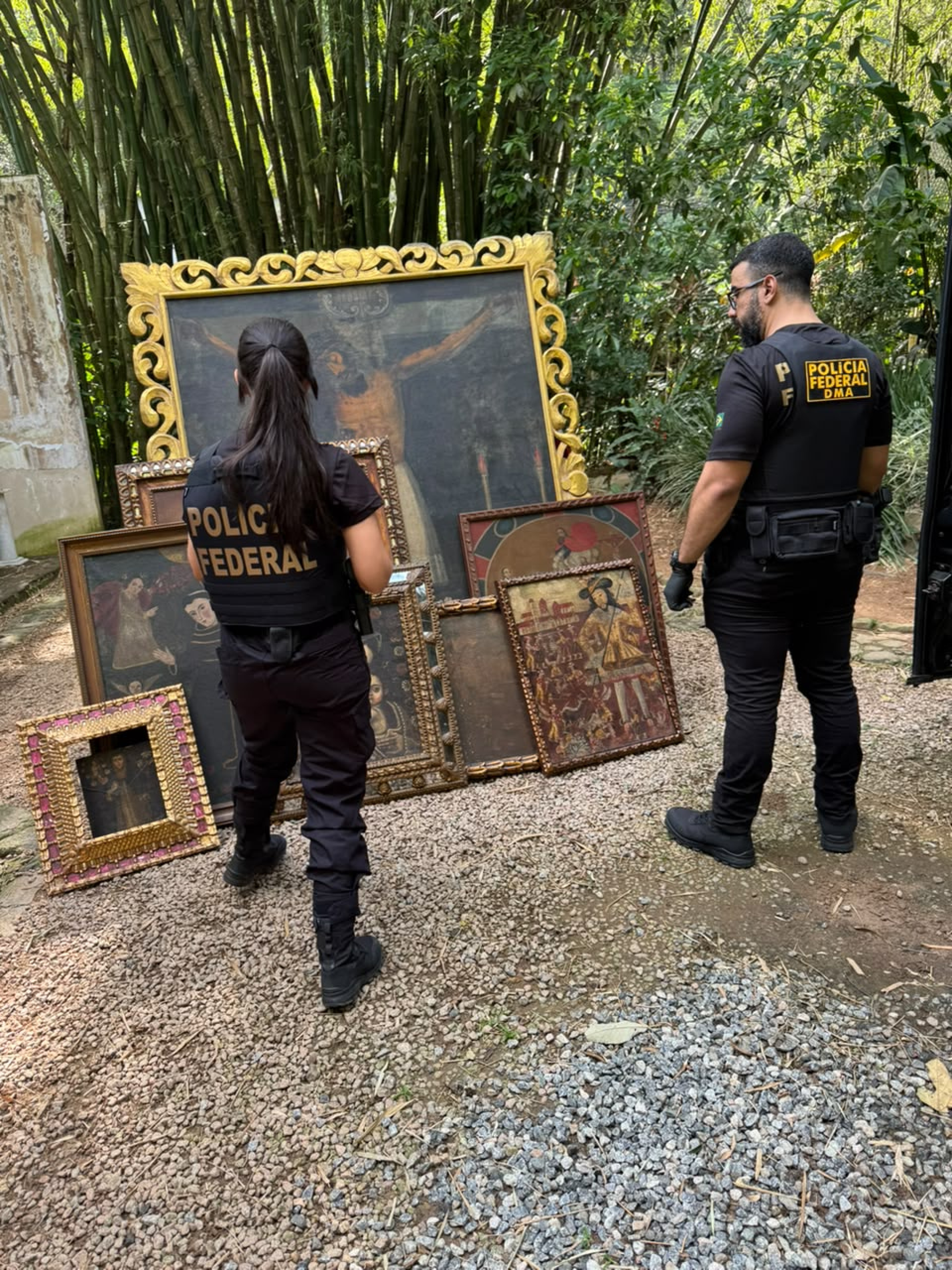 Ao todo, foram apreendidas 14 obras - Divulgação / Polícia Federal