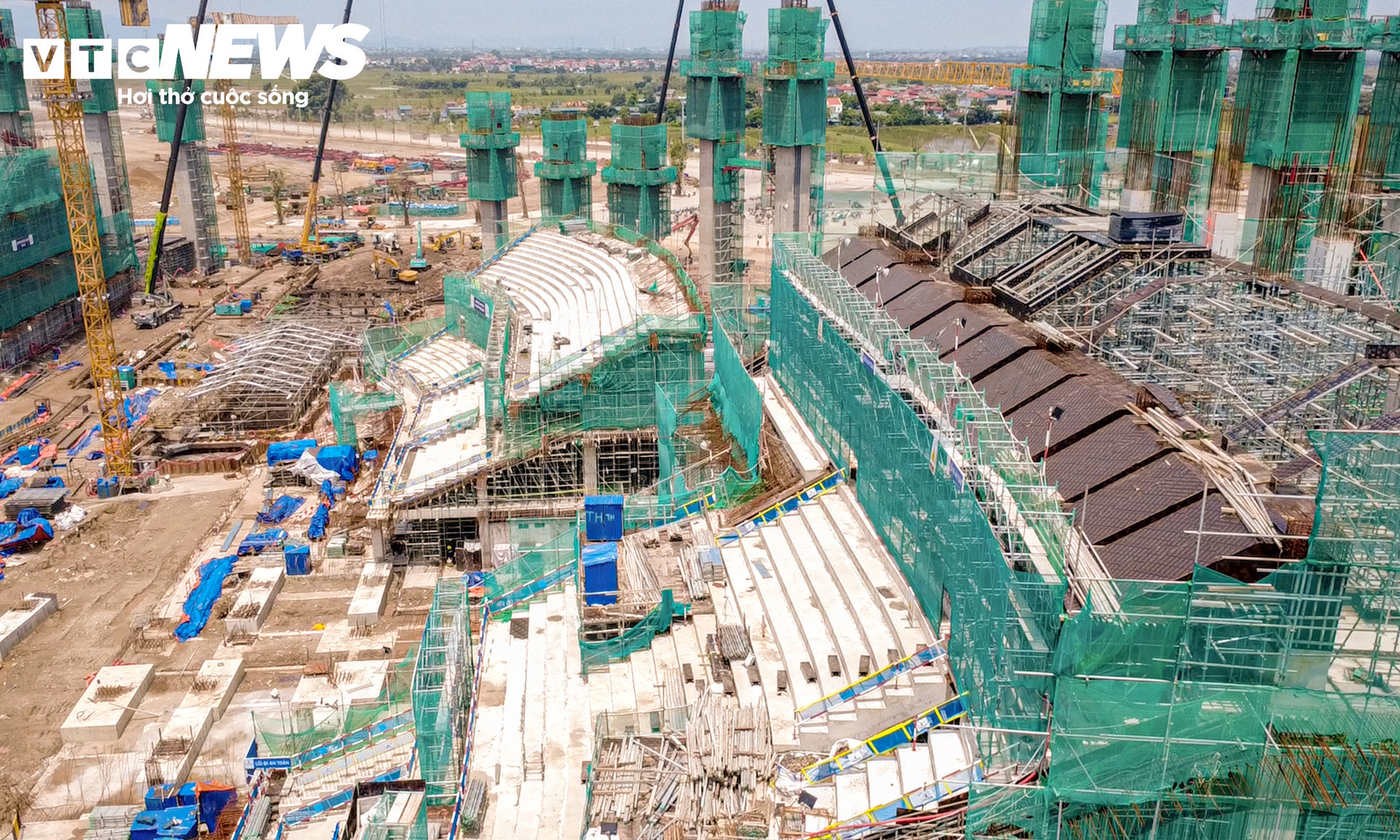 Estádio Vinfast, antigo Trong Dong promete ser o maior do mundo e tem suas contruções adiantadas - VTC News