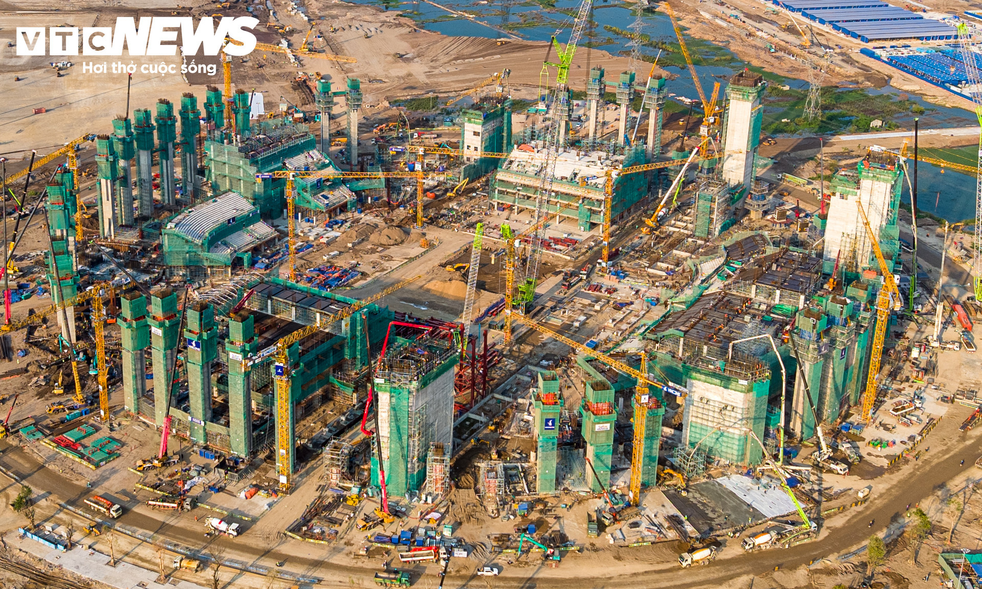 Estádio Vinfast, antigo Trong Dong promete ser o maior do mundo e tem suas contruções adiantadas - VTC News