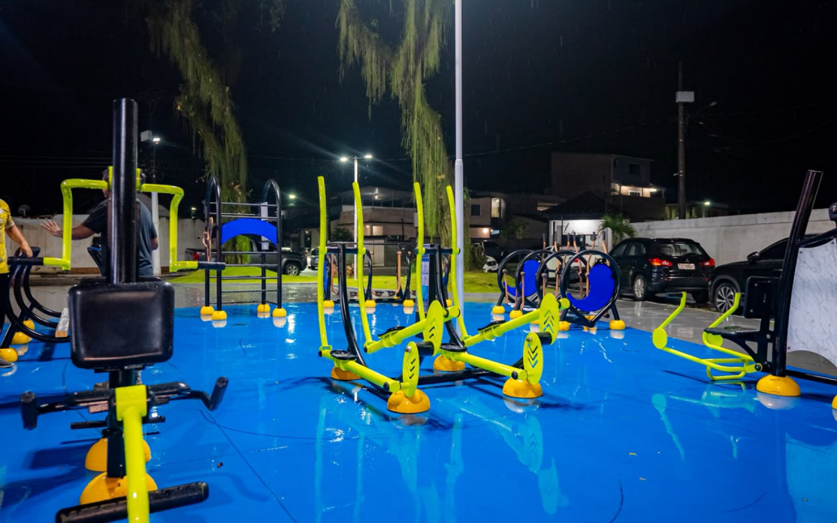Praça em Xerém é reformada e ganha novos espaços de esporte